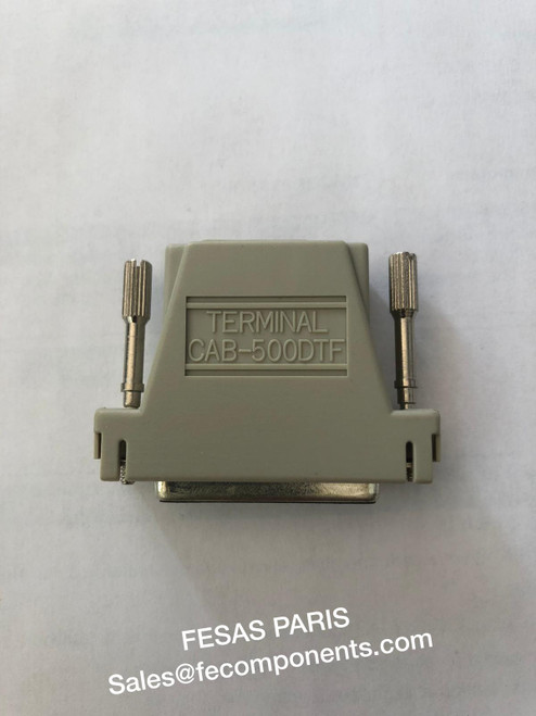 Adaptateur DB25F à RJ45 CAB-500DTF