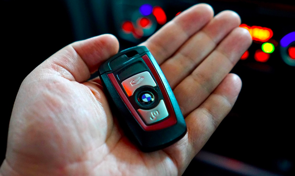 Buying A BMW Key Fob Online | OEM VS Aftermarket - Keyless Entry 