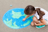 m6hmh2tc7p3751vr39p3dfe71f-13335_Bertie_Sidewalk_chalk_in_drum_20pc_Lifestyle_2.jpg