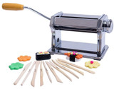 dftano5a953bvf0qnsant0060t-13667_Mont_Marte_Polymer_Clay_Press_Lifestyle_2.jpg