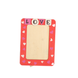li29rn4dvd77hd95aujifkcp62-13814-Bertie-wooden-frames-10pc-lifestyle-love-1.png