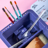 f09ecb84757mb04t8g94uljg27-14245_Mont_Marte_Twin_Cmpt_Brush_Washer_lifestyle_MAXX0019_5.jpg