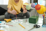 fk61gm34a96j10i1a3k34j8i4h-14302_Poly_Foam_Hemisphere_White_30pc_Lifestyle_3.jpg
