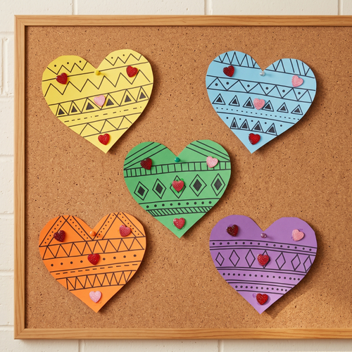 nmdo0i3o5p6hb35iktg3j4eo2k-13549-Rhinestone-Sugar-Hearts-Assorted-35pc-Ai-5-Web.png
