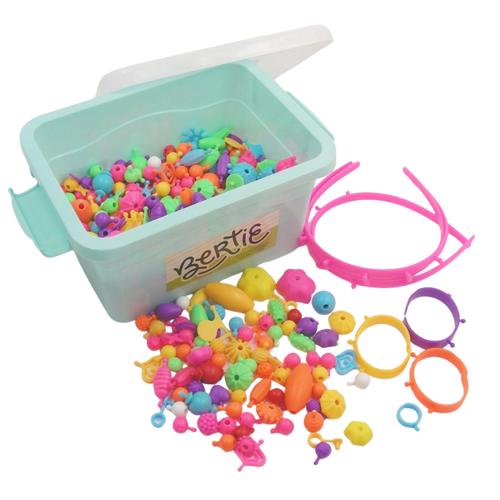 epjh0erfu94eb9e6jek3fqkm38-14719-Bertie-pop-connector-beads-asst-600g-box-unpacked-1.png