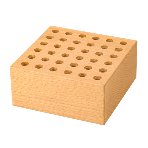 772i1haofd01h27cab6ha2nk36-14811-Bertie-Wooden-36-Hole-Brush-And-Scissor-Holder-12.5cm-SinoArt-1-Web.png