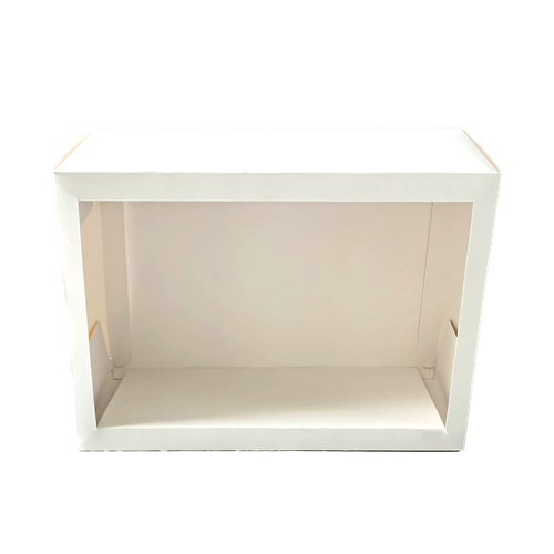 8h9deuubo91s96vv9e2jo63v0a-15180-Bertie-Diorama-Box-21.6x27.9cm-10pc-SHJ-3-Web.png