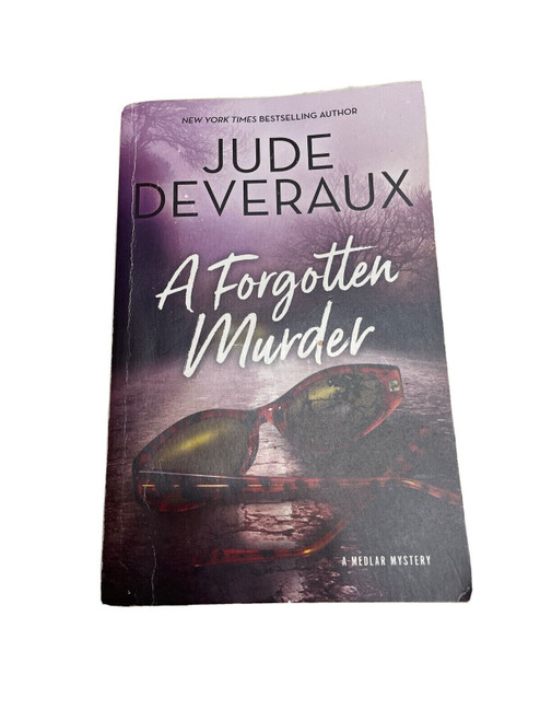 A Forgotten Murder (A Medlar Mystery) - Mass Market Paperback - GOOD