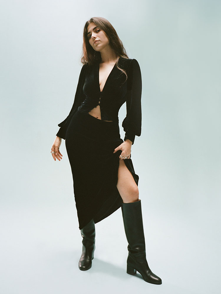 The Joni  - Black Velvet