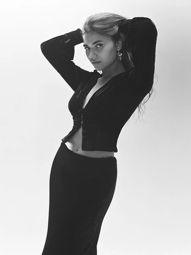 The Joni  - Black Velvet