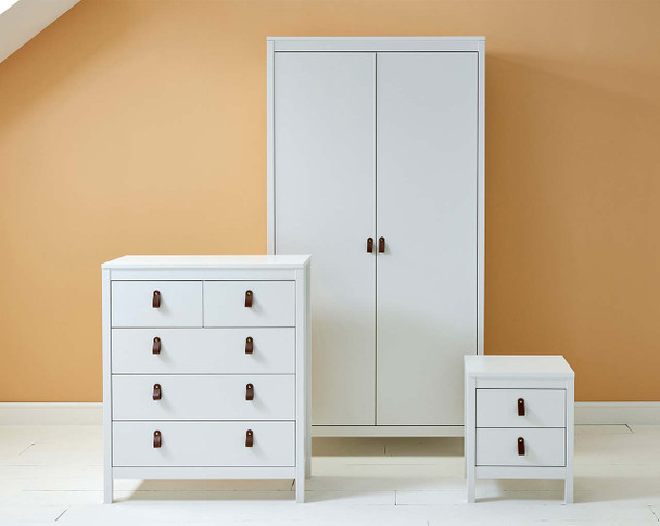 Loop Room Set B with wardrobe, chest and bedside