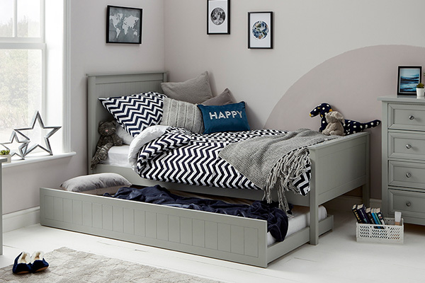 kids trundle bed