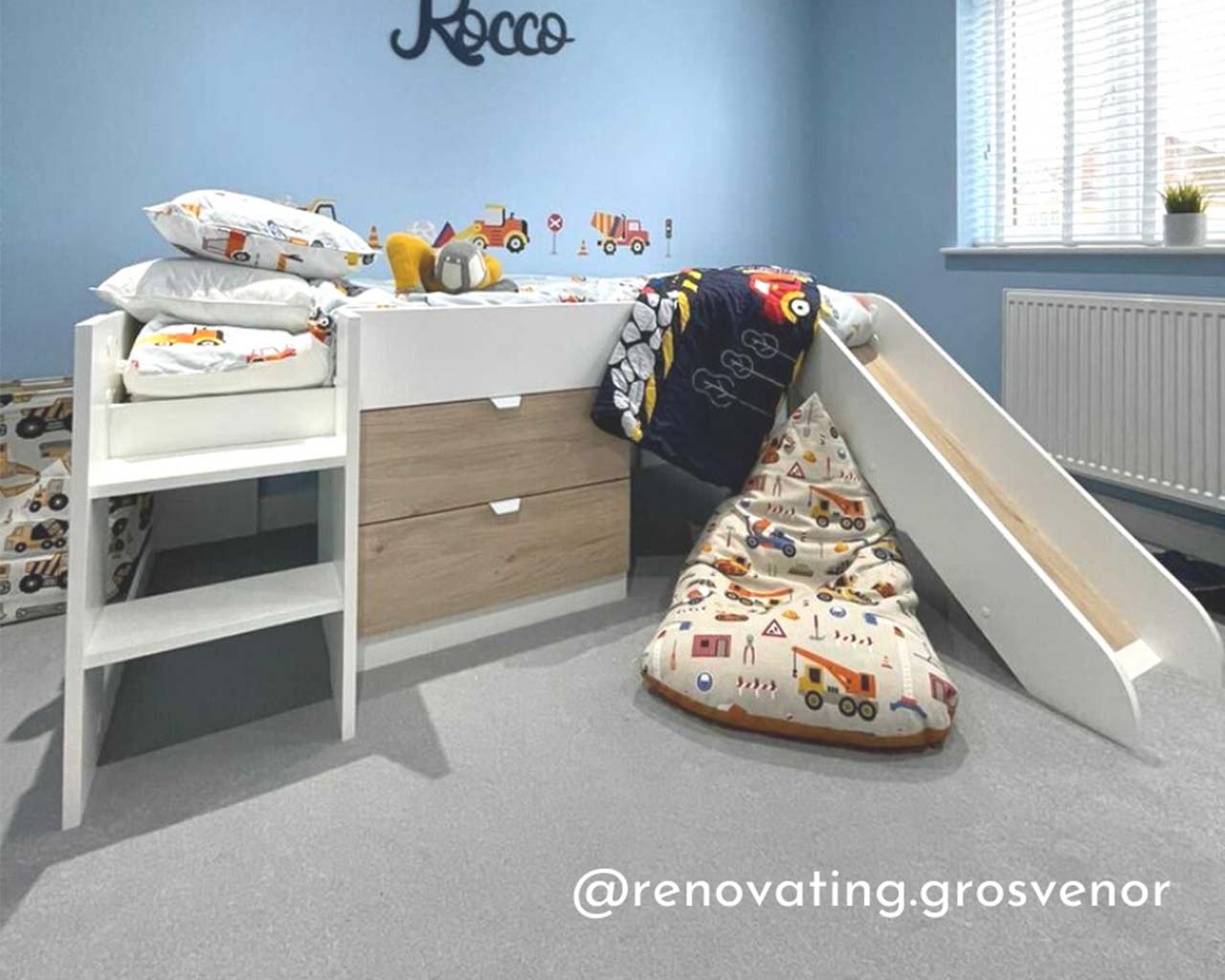 Tobo midsleeper bed with slide