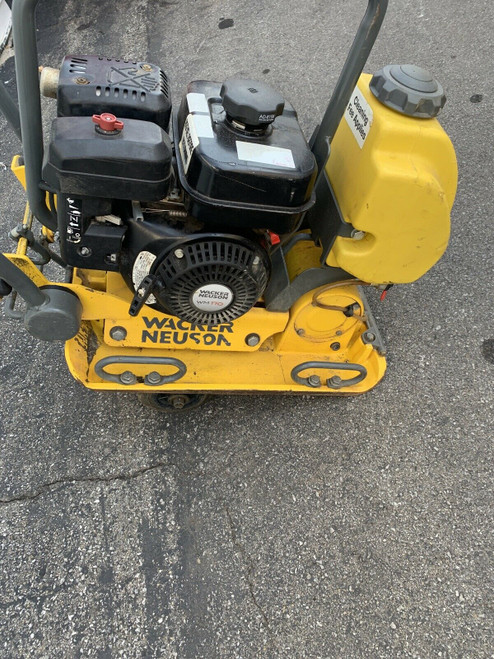 Wacker Neuson Vibratory Plate Compactor 20" Stone,Sand,Dirt,Pavers and Bricks Wacker Neuson Vibratory Plate Compactor 20" Stone,Sand,Dirt,Pavers and Bricks
