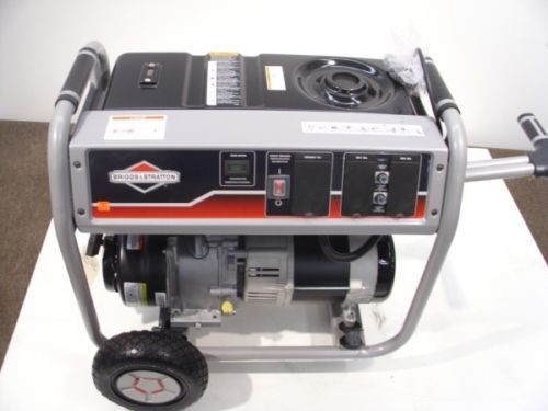 Briggs and Stratton Generator Portable 5000W  OHV engine power surge alternator