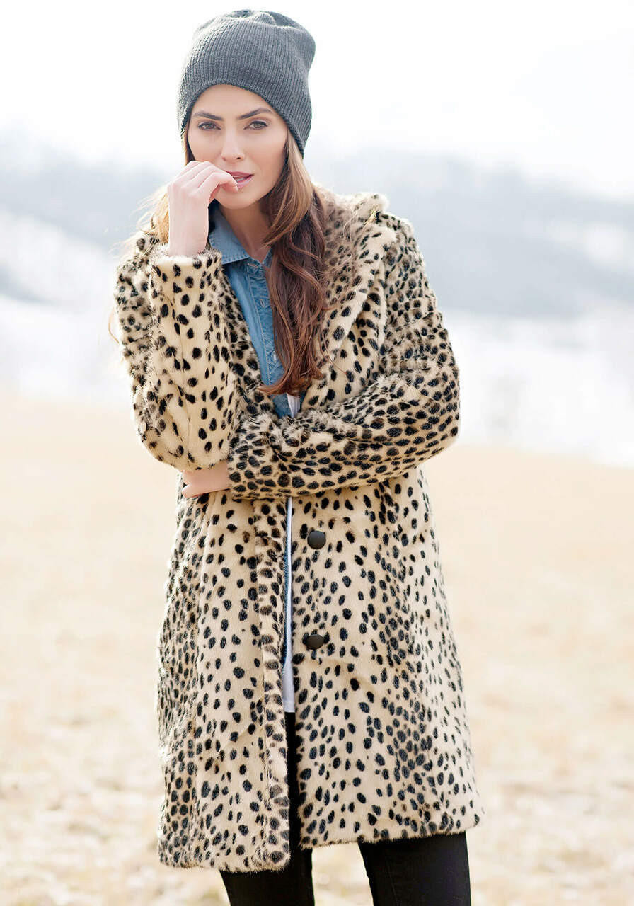 Bold Leopard Scarf Collections Fabulous-Furs