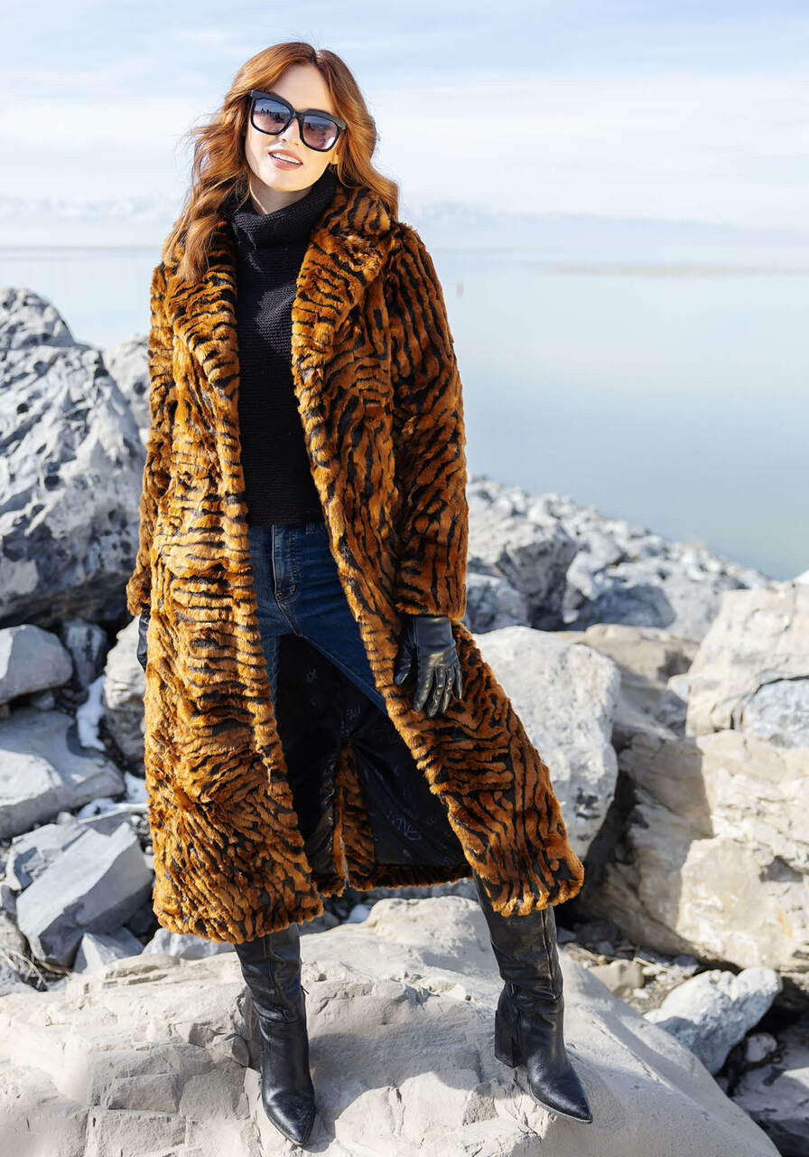 Fabulous Furs Donna Salyers' Tres Mink Stroller Coat