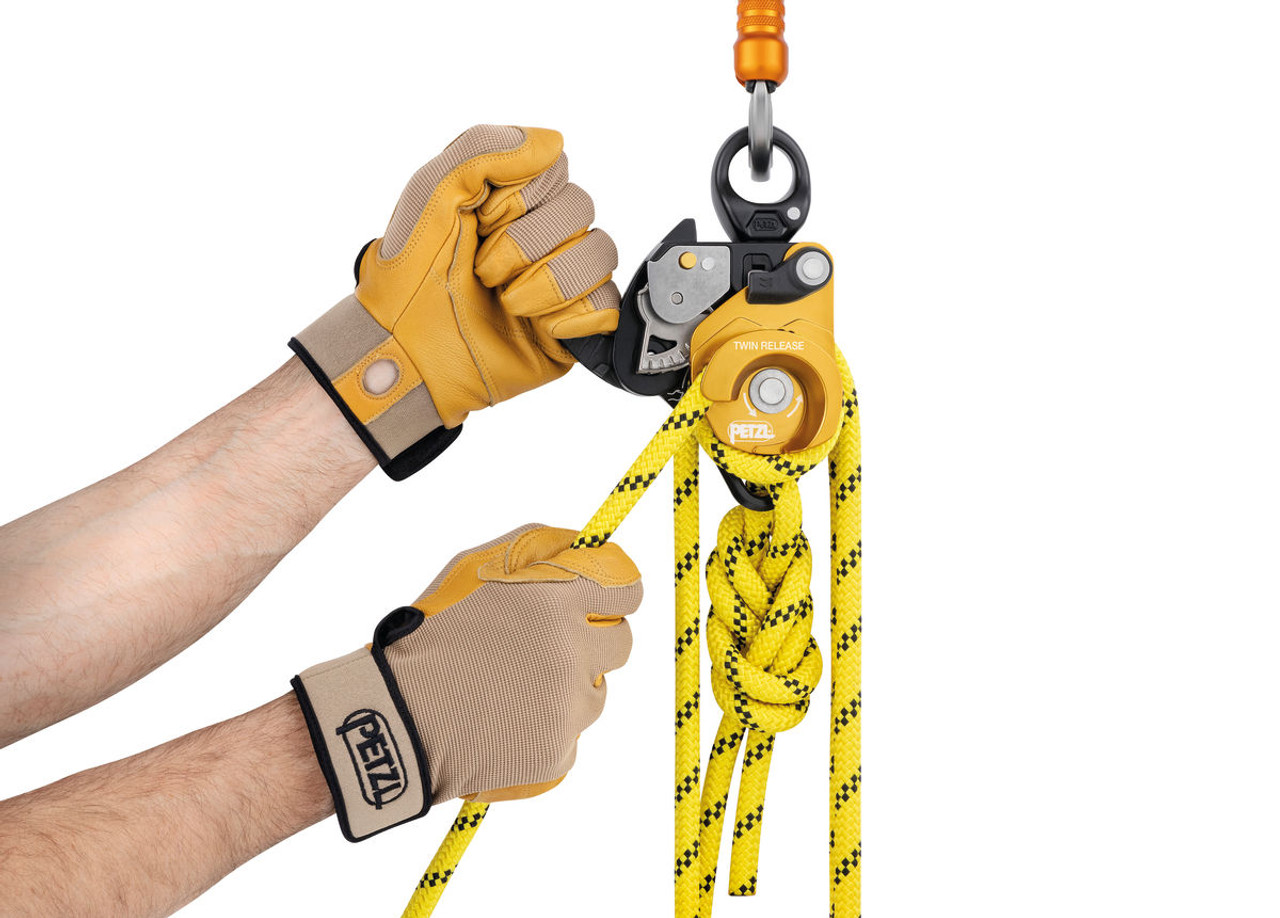 Petzl TWIN RELEASE Double Progress Capture Pulley for Haul Systems