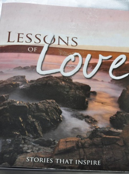 Lessons of Love - Selected Chapters from Christ's Object Lessons - Ellen White - Softcover