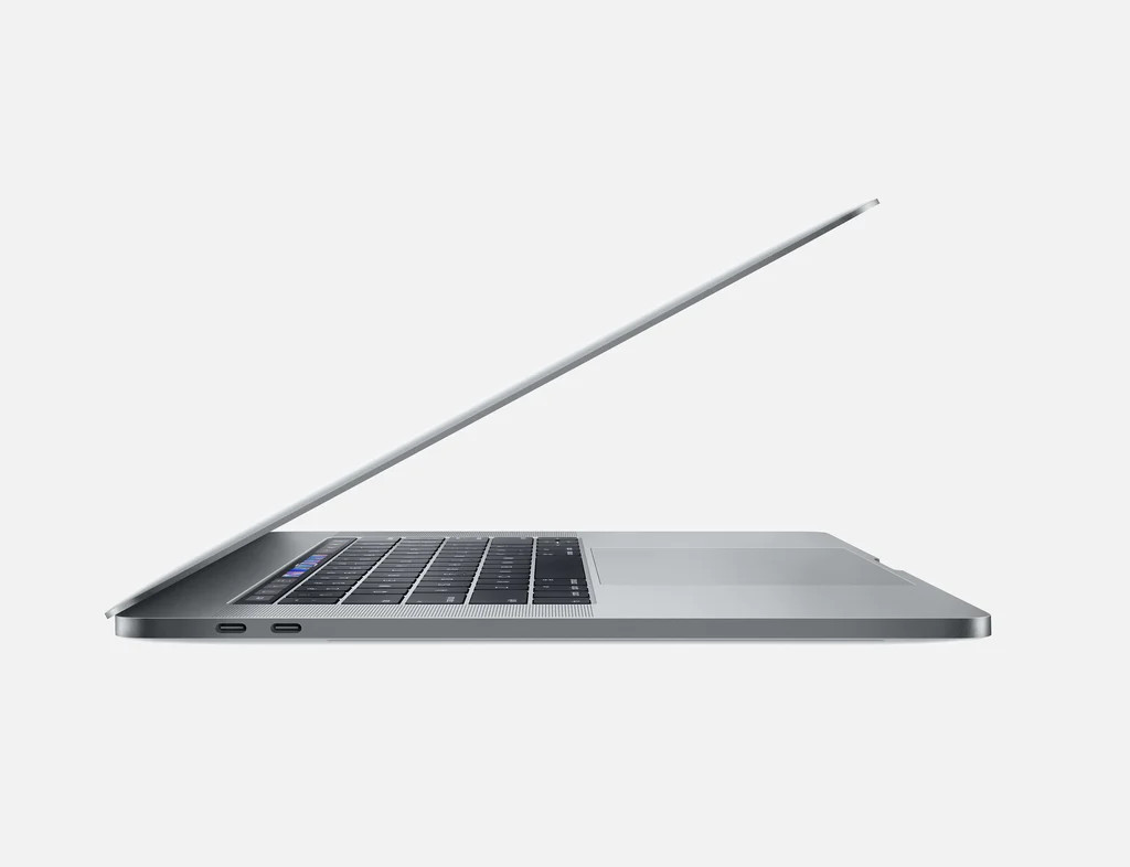 MacBookPro15インチ2019/32GB /1TB/i9