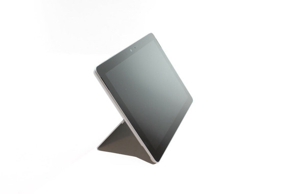 Microsoft Surface Go - LXK00001 - 4GB RAM - 64GB - with Magnetic Bluetooth Folio Keyboard