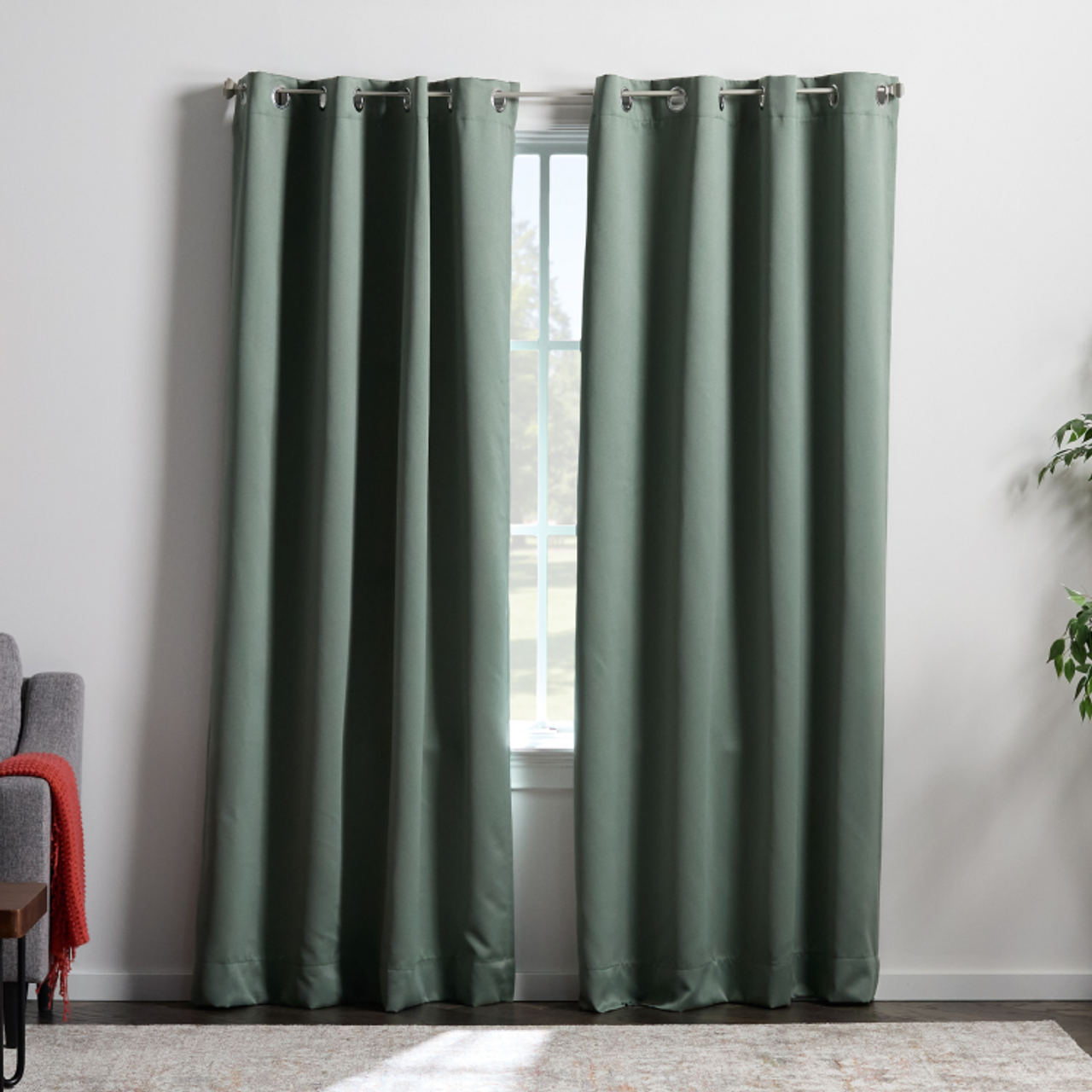 100% Blackout Curtains