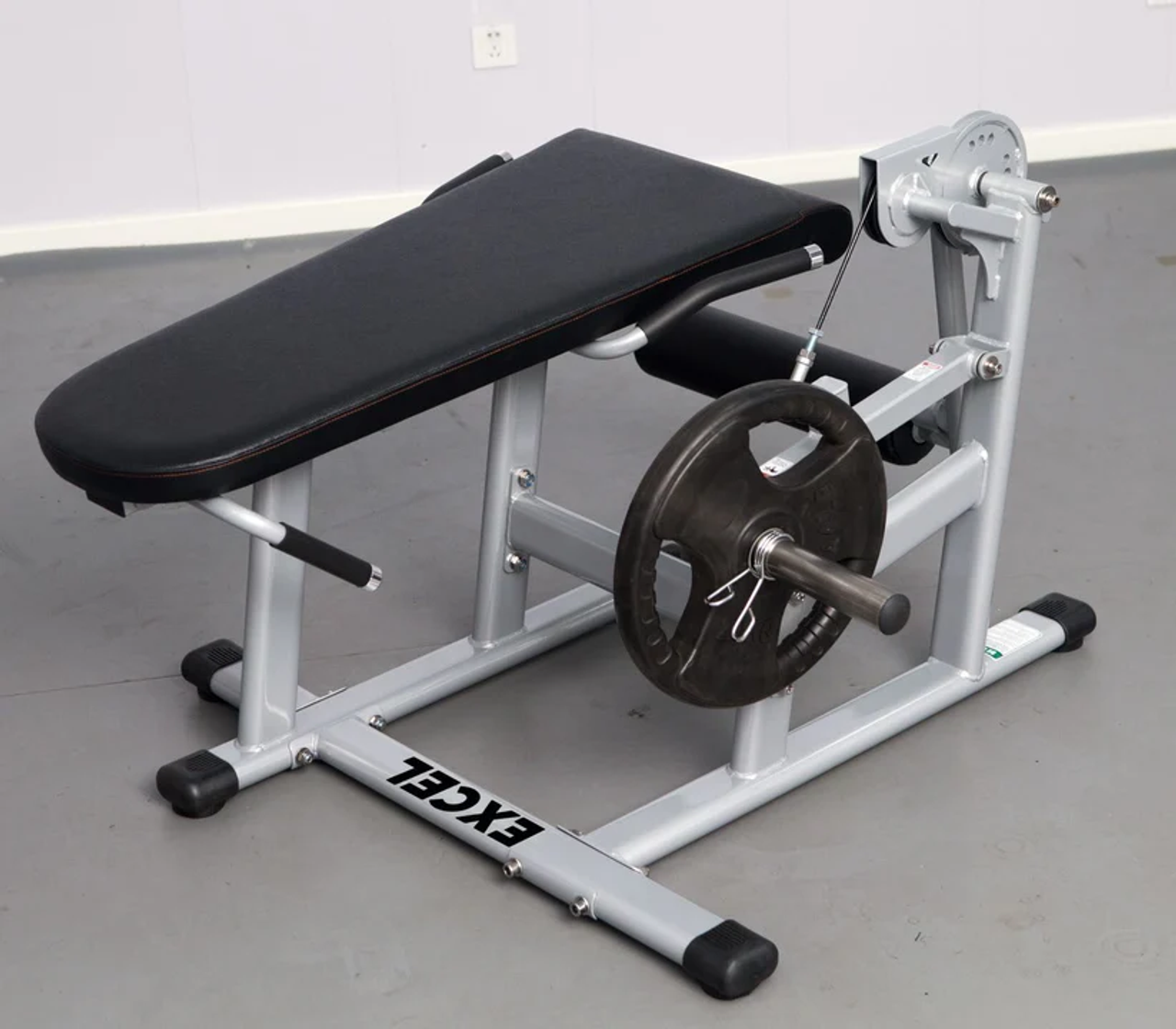 Muscle-D Base Leg Extension Leg Curl Combo - Black