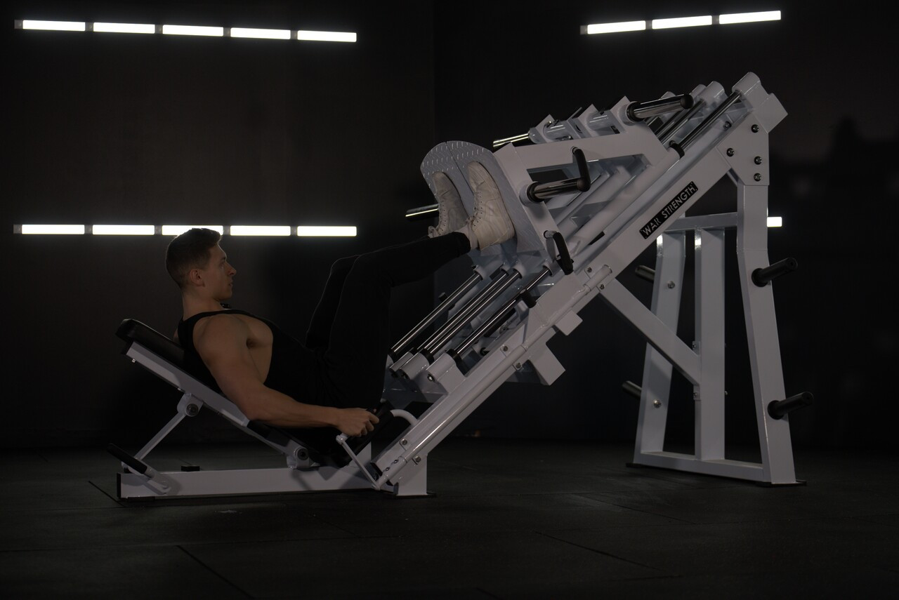 War Strength Iso Lateral 45 Degree Leg Press