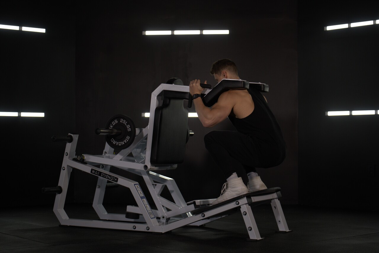 War Strength V Squat Power Front Squat