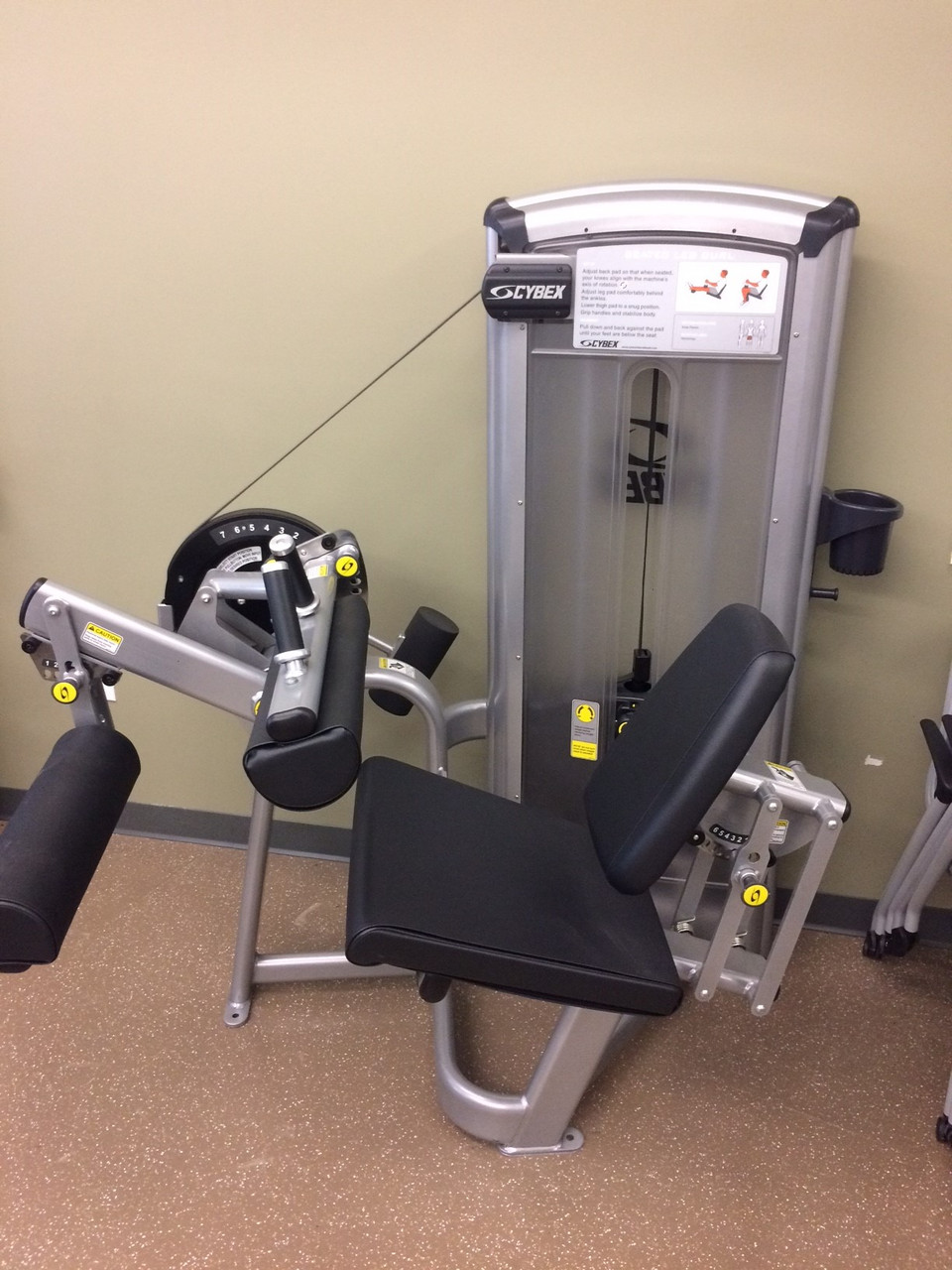 Cybex VR3 Seated Leg Curl