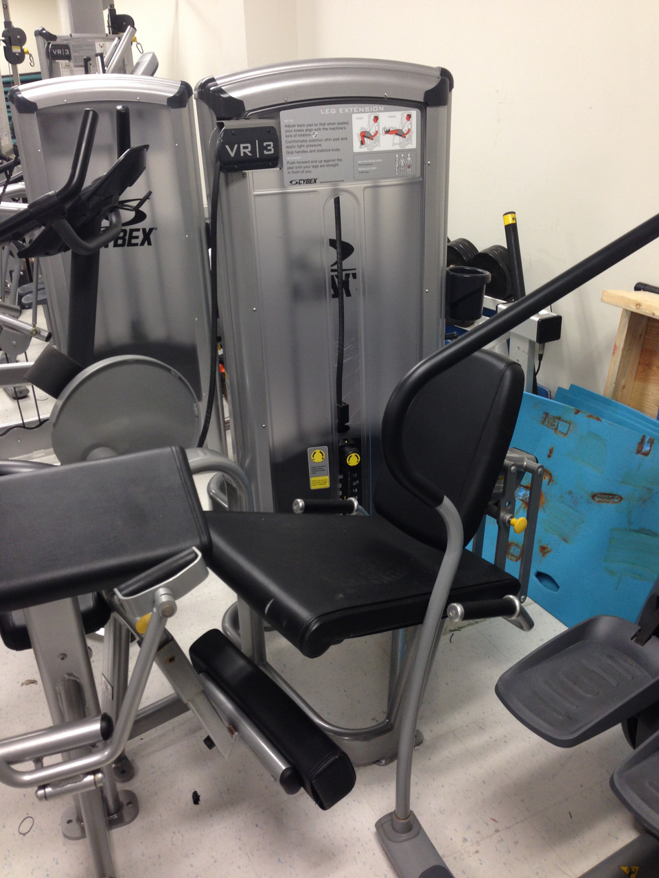 Cybex VR3 Leg Extension