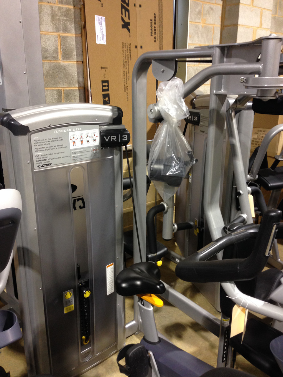 Cybex VR3 Pec Fly Rear Delt
