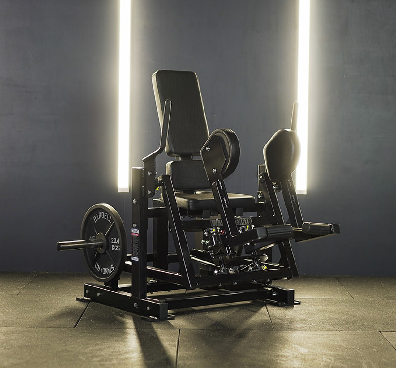 War Strength Liberty Swiveling Abductor Gluteator Black War Strength Liberty Swiveling Abductor Gluteator Black