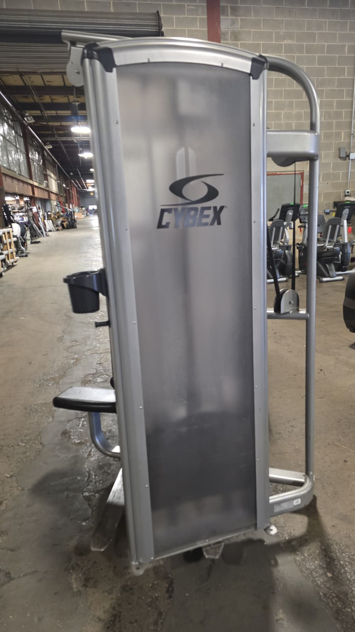 Cybex VR3 Lat Pull Down