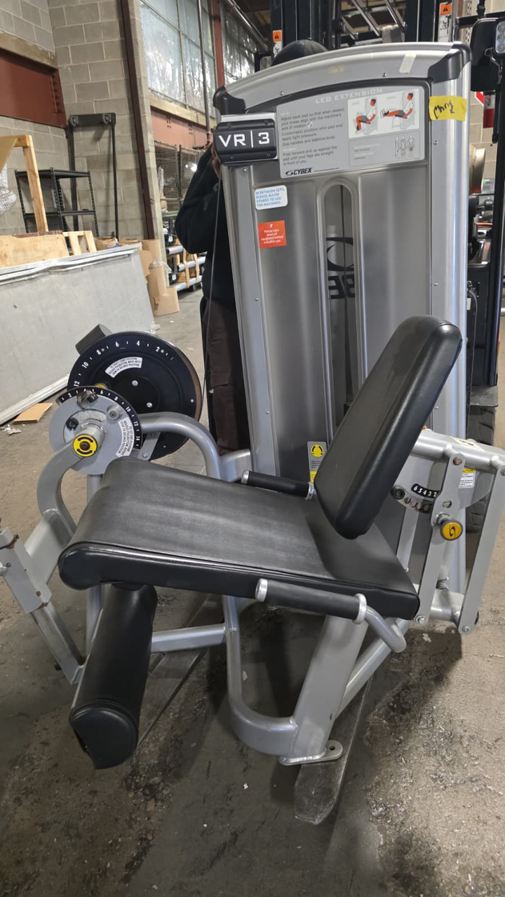 Cybex VR3 Leg Extension