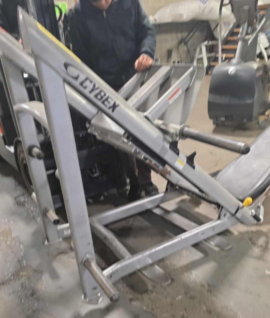 Cybex 45 Degree Leg Press v2