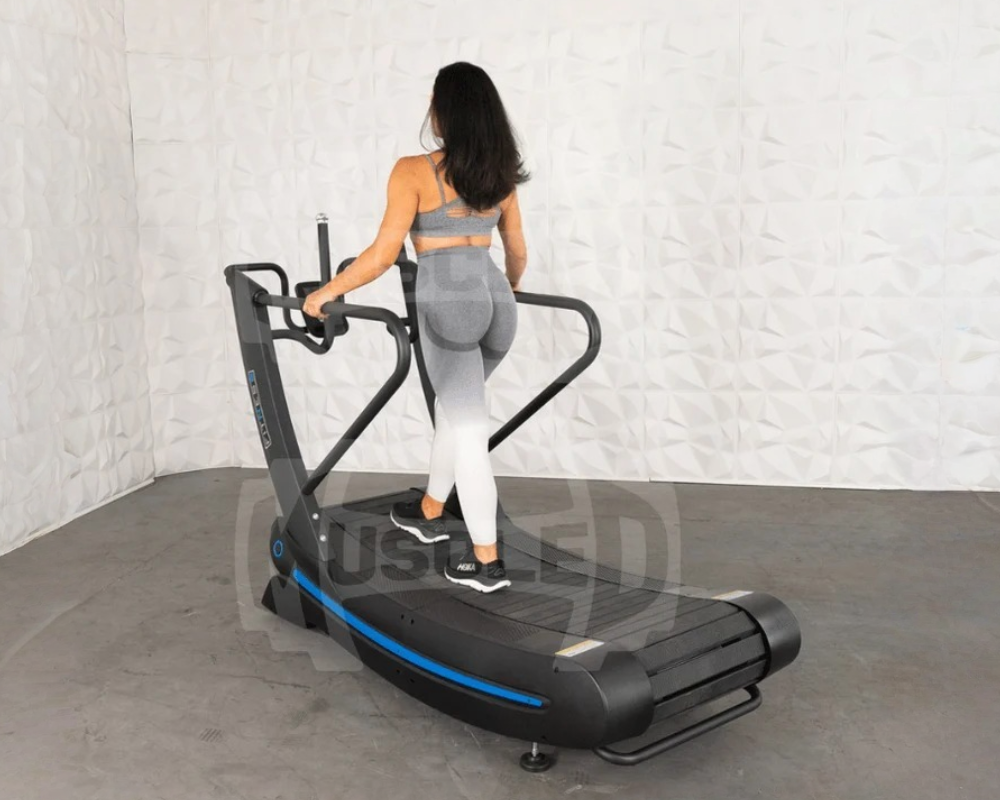 Muscle D Commercial Self Powered Curve Treadmill