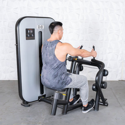 Vogue Seated Row by Muscle D Fitness