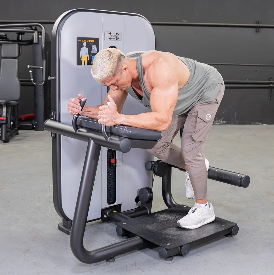 Muscle D Fitness - Vogue Series Glute Extension Machine