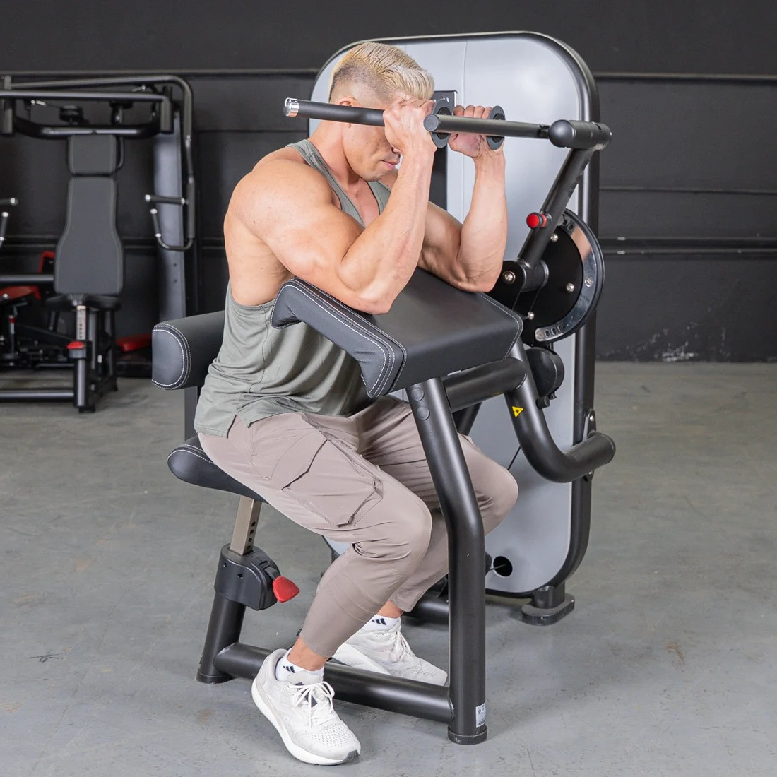 Muscle D Fitness - Vogue Series Biceps / Triceps Combo Selectorized Machine