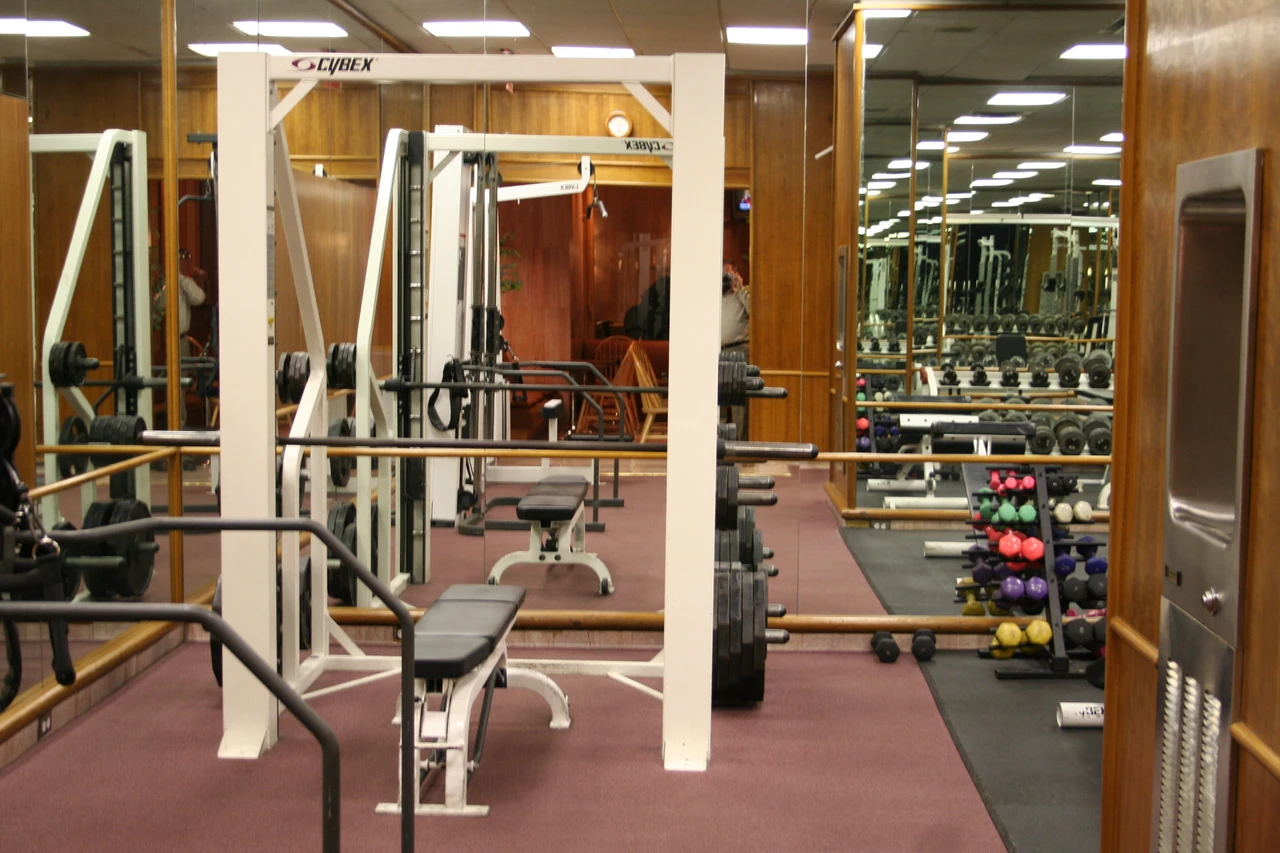 Cybex Smith Machine