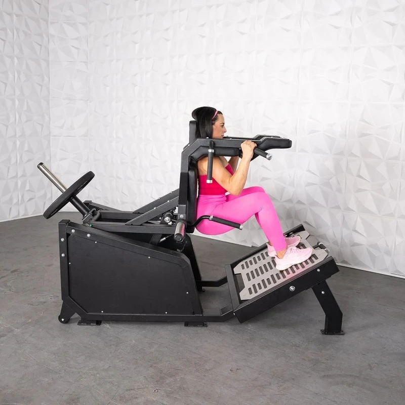 Muscle D - Excel Glute Line Hack Squat