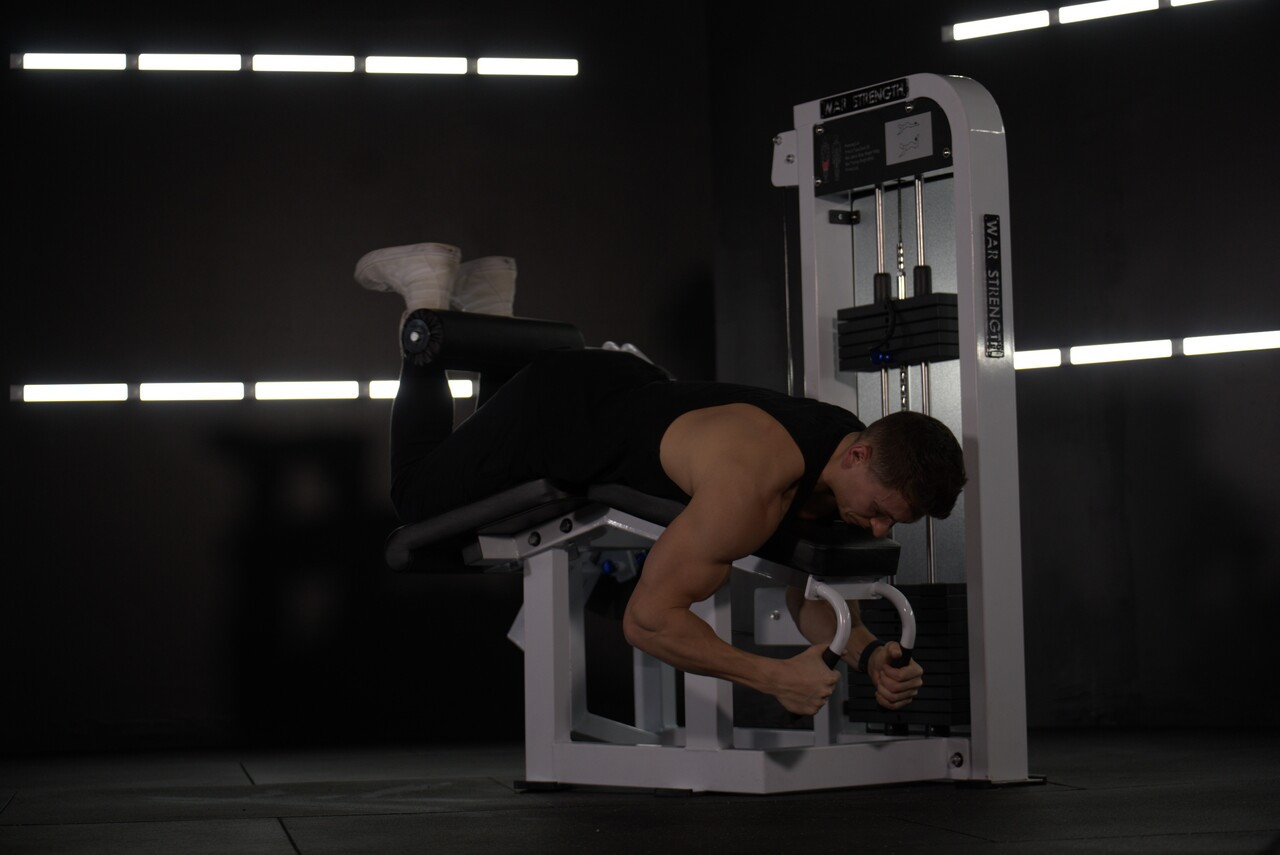 War Strength Prone Lying Leg Curl | GymStore.com