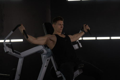 War Strength Iso Lateral Incline Chest Pec Fly