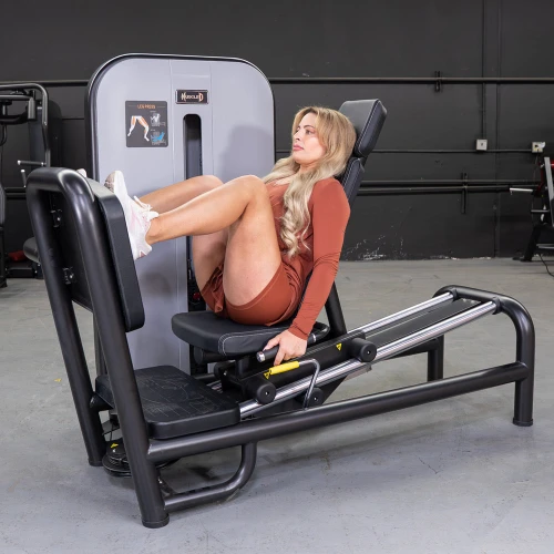 Vogue Selectorized Leg Press by Muscle D Fitness