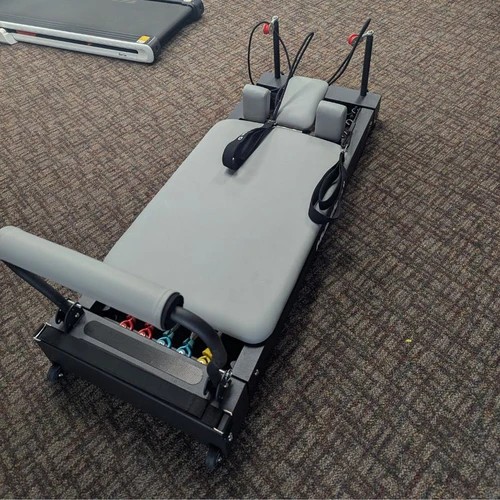 Muscle D - Pilates Table (Pilates Reformer)