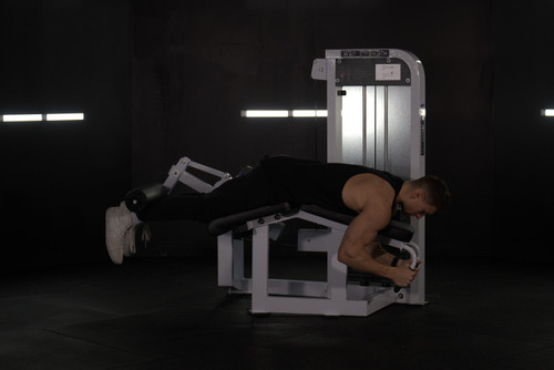 War Strength Prone Lying Leg Curl