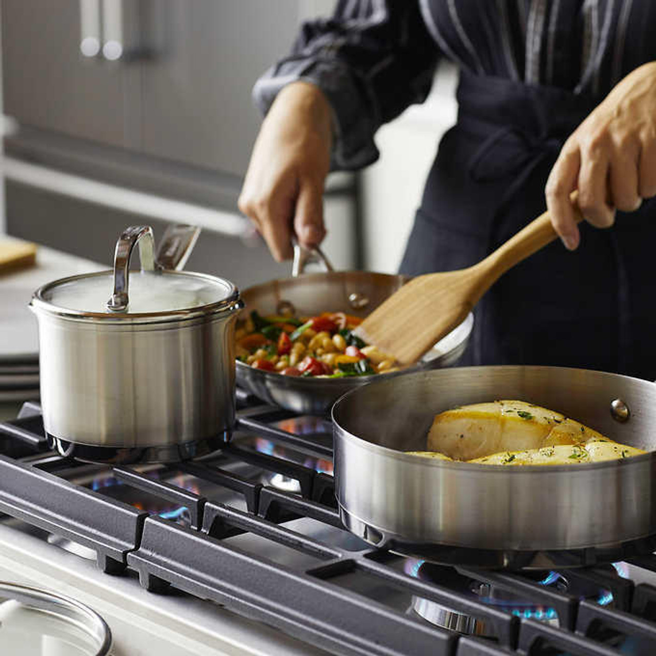 KitchenAid 3-Ply Base Stainless Steel Stockpot with Lid, 8-Quart, Brushed  Stainless Steel