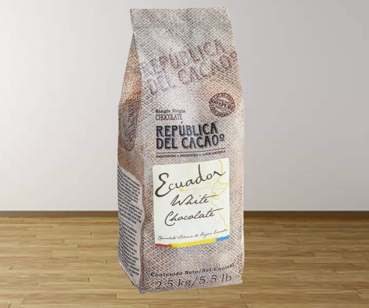 República del Cacao Ecuador 31% White Chocolate Couverture 5.5 lb. - Premium White Chocolate for Culinary Excellence