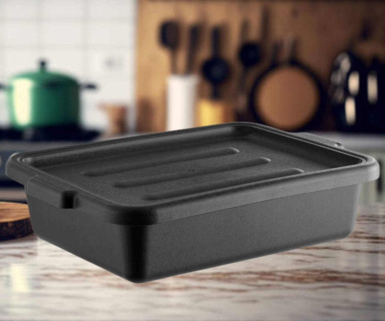 CP 20" x 15" x 5" Black Polypropylene Bus Tub with Cover (12-Pack) - Efficient Bus and Storage Solution-Chicken Pieces